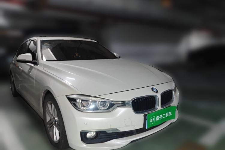 Used BMW 3 Series 2018 320Li Fashion Model Front Right 45 Deg