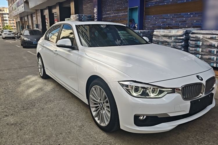 Used BMW 3 Series 2018 320Li Fashion Model Front Right 45 Deg
