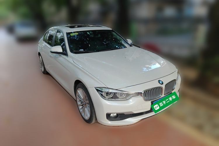 Used BMW 3 Series 2018 320Li Fashion Model Front Right 45 Deg