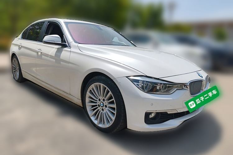 Used BMW 3 Series 2018 320Li Fashion Model Front Right 45 Deg