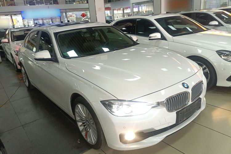 Used BMW 3 Series 2018 320Li xDrive Fashion Model Front Right 45 Deg