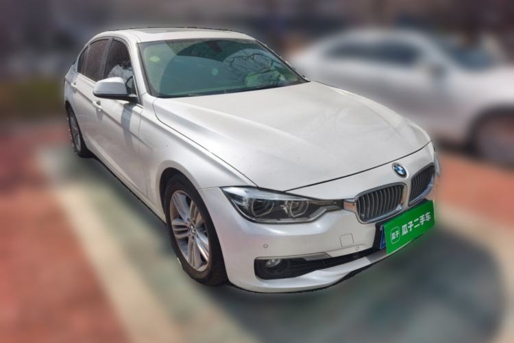 Used BMW 3 Series 2018 318Li Front Right 45 Deg