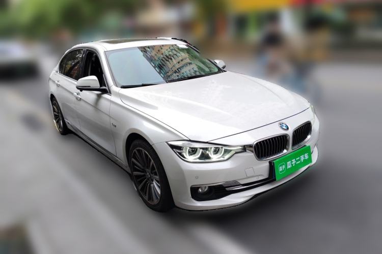 Used BMW 3 Series 2018 320Li Leading Luxury Package Front Right 45 Deg