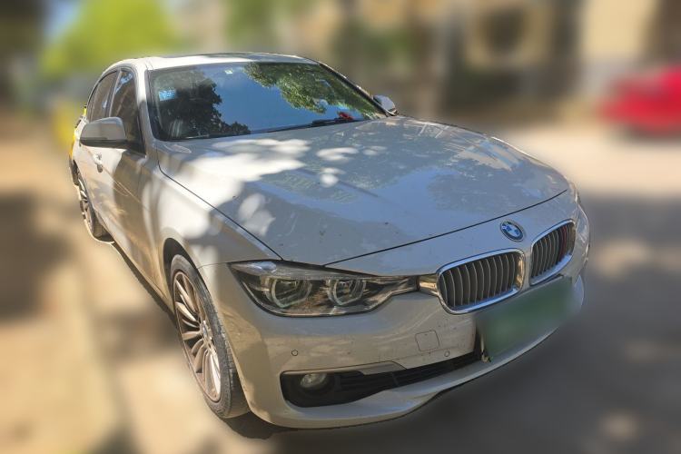 Used BMW 3 Series 2018 320Li Fashion Model Front Right 45 Deg