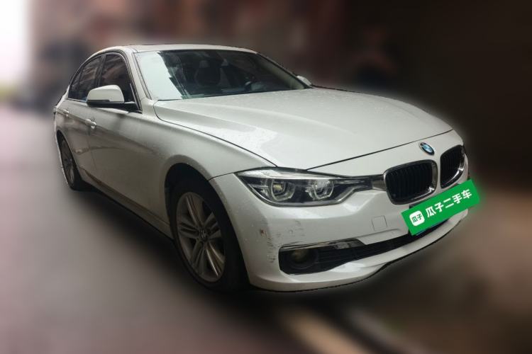 Used BMW 3 Series 2018 318i Front Right 45 Deg