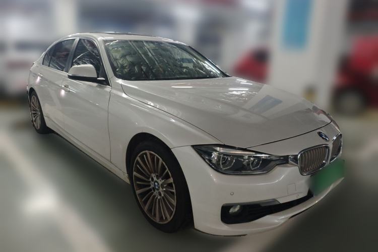 Used BMW 3 Series 2018 320Li Fashion Model Front Right 45 Deg