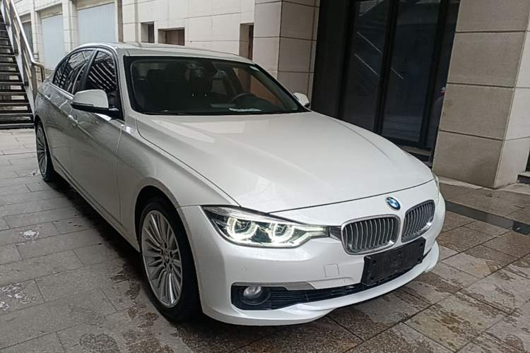 Used BMW 3 Series 2018 320Li Fashion Model Front Right 45 Deg