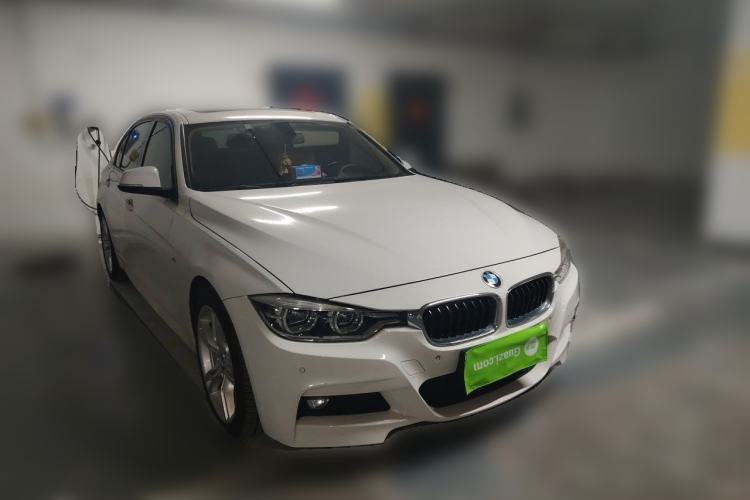 Used BMW 3 Series 2018 320Li Leading Model M Sport Package Front Right 45 Deg