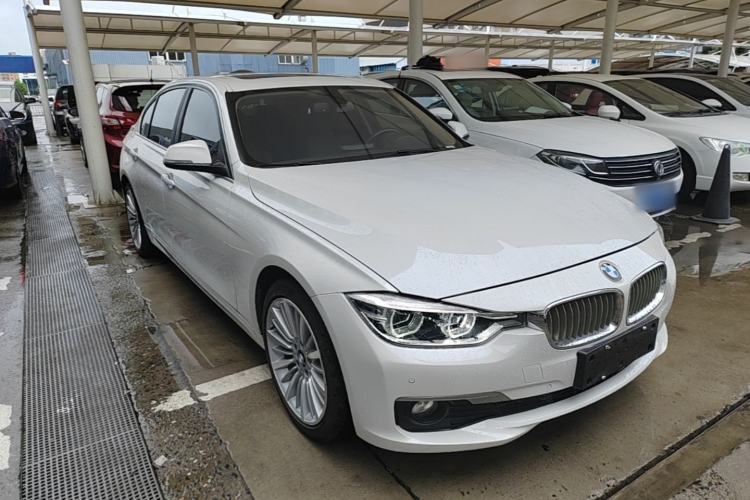 Used BMW 3 Series 2018 320Li Fashion Model Front Right 45 Deg