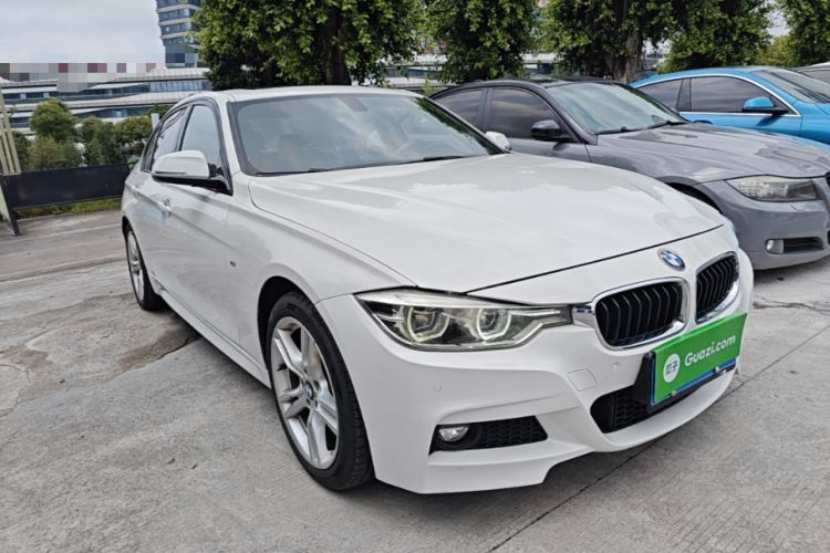 Used BMW 3 Series 2018 320i M Sport Package Front Right 45 Deg
