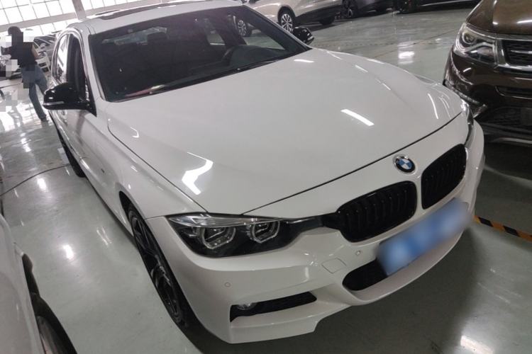Used BMW 3 Series 2018 320i M Sport Night Edition Front Right 45 Deg