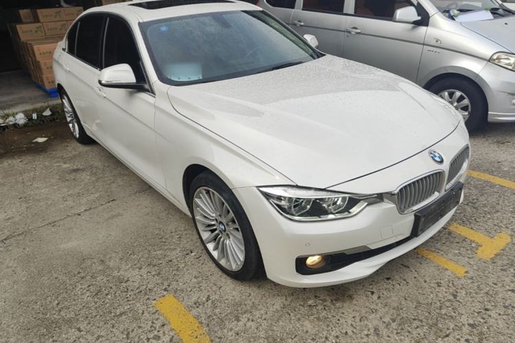 Used BMW 3 Series 2018 320Li Fashion Model Front Right 45 Deg