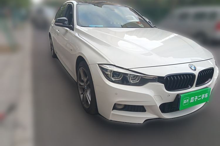 Used BMW 3 Series 2018 330i M Sport Night Edition Front Right 45 Deg