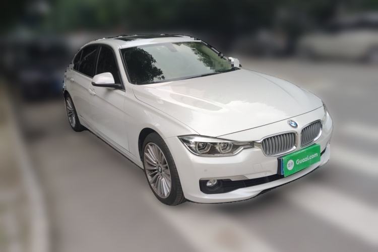Used BMW 3 Series 2018 320Li Fashion Model Front Right 45 Deg