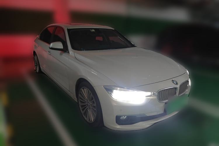 Used BMW 3 Series 2018 320Li Fashion Model Front Right 45 Deg