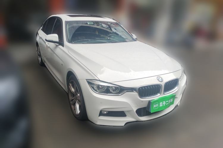 Used BMW 3 Series 2018 320Li Leading Model M Sport Package Front Right 45 Deg