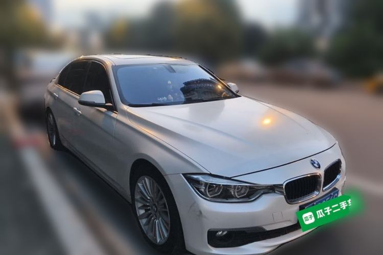 Used BMW 3 Series 2018 320Li Fashion Model Front Right 45 Deg