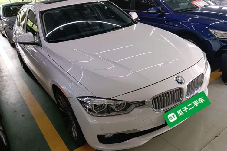 Used BMW 3 Series 2018 320Li Fashion Model Front Right 45 Deg