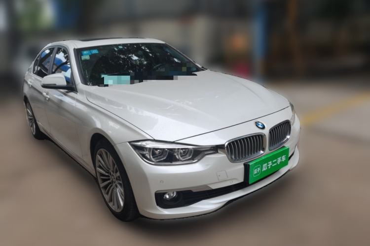 Used BMW 3 Series 2018 320Li Fashion Model Front Right 45 Deg