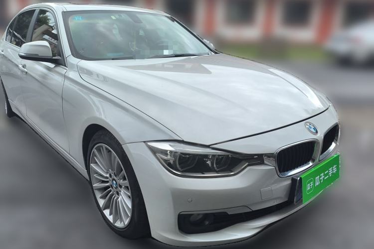Used BMW 3 Series 2018 320Li Fashion Model Front Right 45 Deg