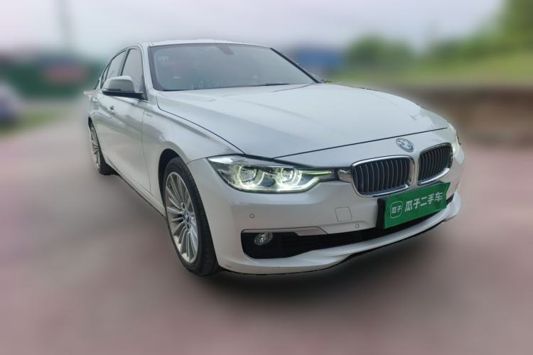 Used BMW 3 Series 2018 320Li Fashion Model Front Right 45 Deg