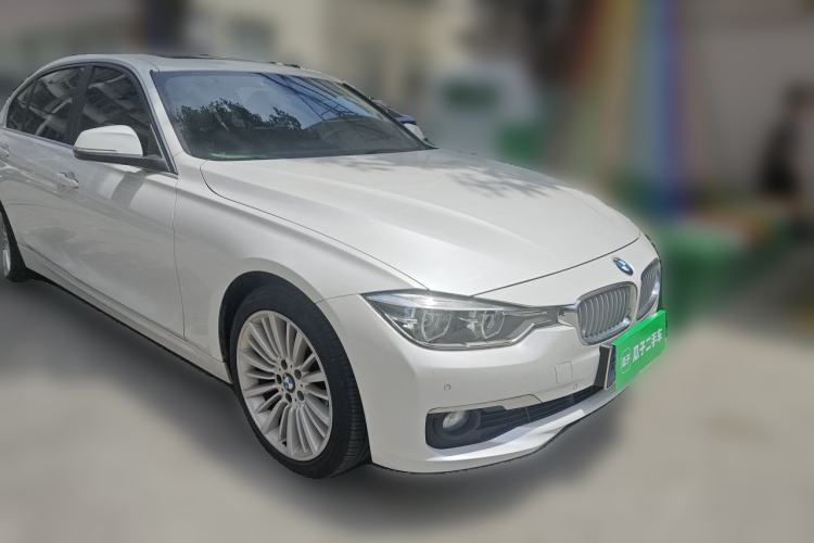 Used BMW 3 Series 2018 320Li Fashion Model Front Right 45 Deg