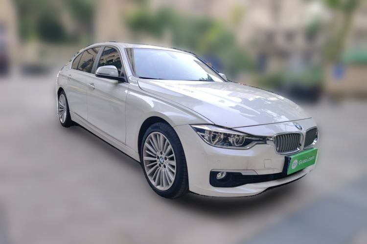 Used BMW 3 Series 2018 320Li Fashion Model Front Right 45 Deg
