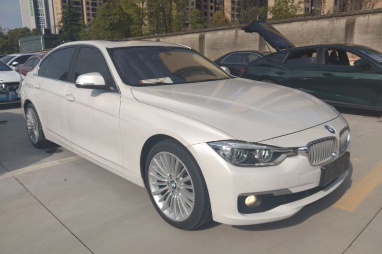 Used BMW 3 Series 2018 320Li Fashion Model Front Right 45 Deg