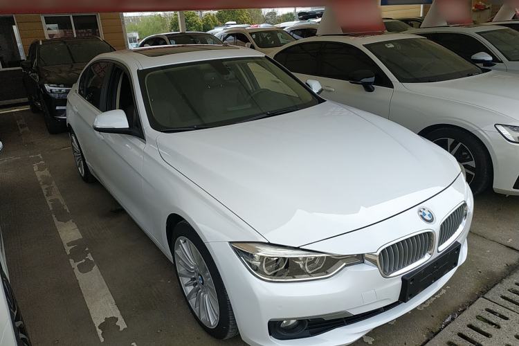 Used BMW 3 Series 2018 320Li Fashion Model Front Right 45 Deg