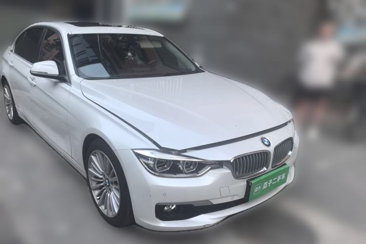 Used BMW 3 Series 2018 320Li Fashion Model Front Right 45 Deg