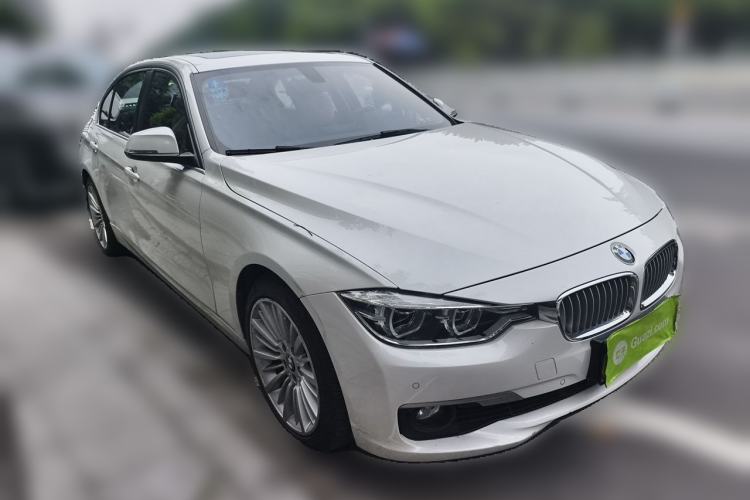 Used BMW 3 Series 2018 320Li Fashion Model Front Right 45 Deg