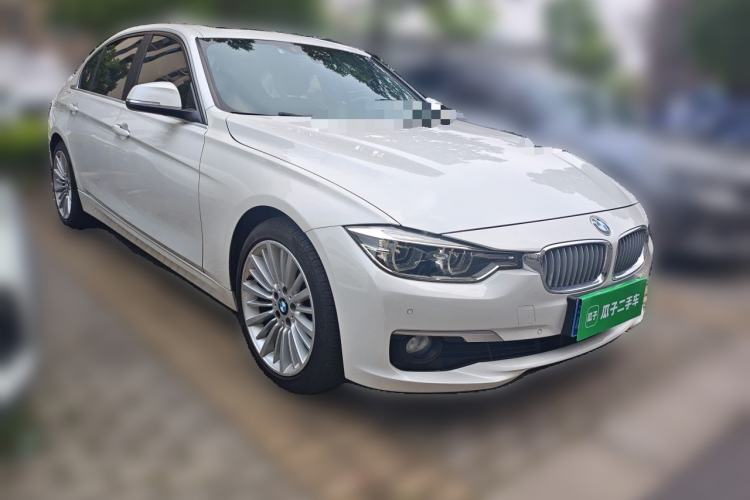 Used BMW 3 Series 2018 320Li Fashion Model Front Right 45 Deg