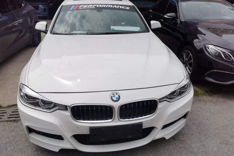 Used BMW 3 Series 2018 320i M Sport Package Front