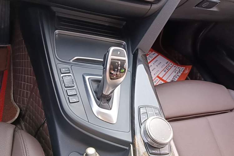 Used BMW 3 Series 2018 320Li M Sport Night Edition Gear Lever