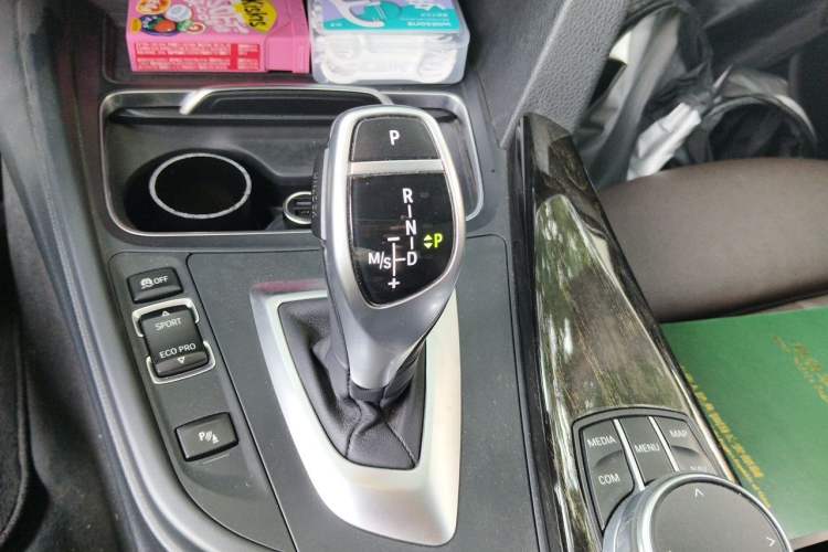 Used BMW 3 Series 2018 320Li M Sport Night Edition Gear Lever