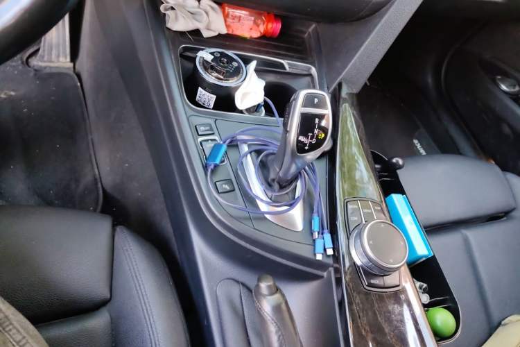 Used BMW 3 Series 2018 320Li M Sport Night Edition Gear Lever