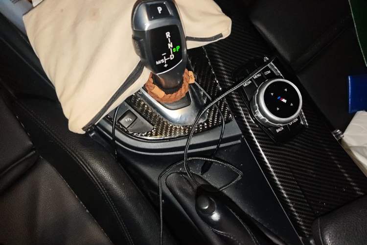 Used BMW 3 Series 2018 320Li Fashion Model Gear Lever