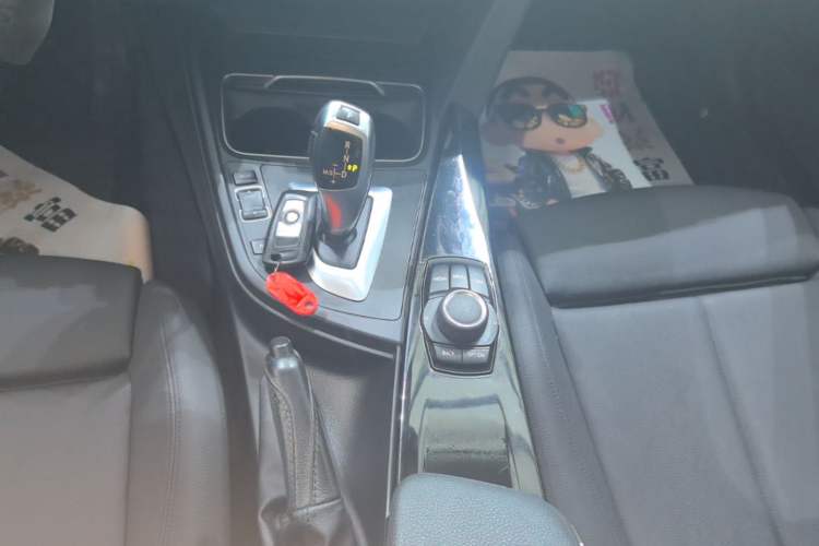 Used BMW 3 Series 2018 320Li Fashion Model Gear Lever