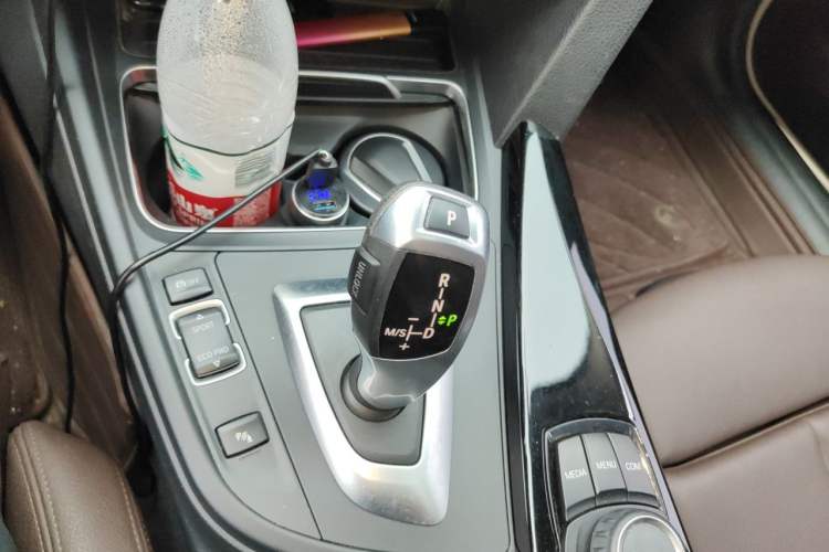 Used BMW 3 Series 2018 320Li Fashion Model Gear Lever