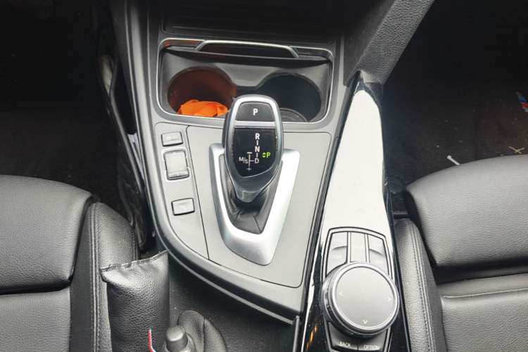 Used BMW 3 Series 2018 320Li Leading Model M Sport Package Gear Lever