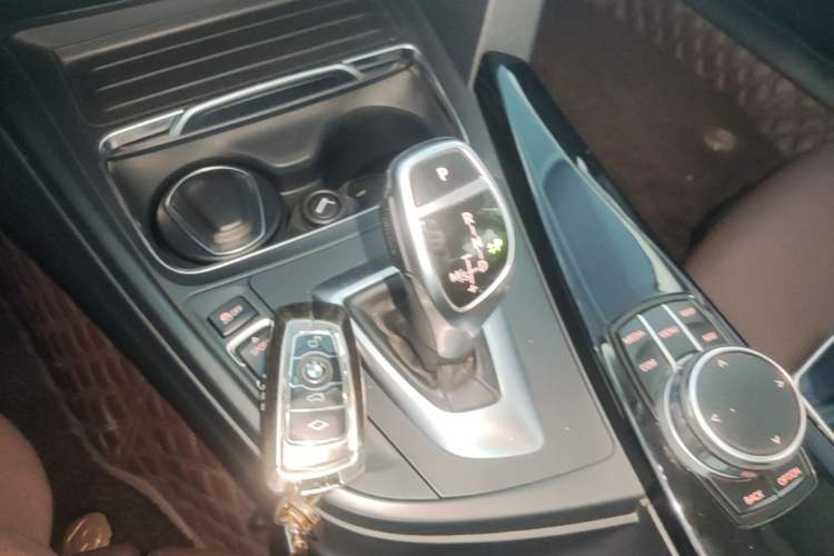 Used BMW 3 Series 2018 320Li Leading Model M Sport Package Gear Lever