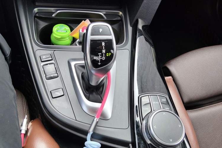 Used BMW 3 Series 2018 320Li Leading Model M Sport Package Gear Lever