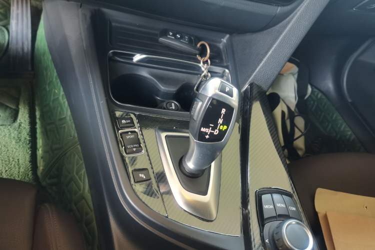 Used BMW 3 Series 2018 320Li Fashion Model Gear Lever