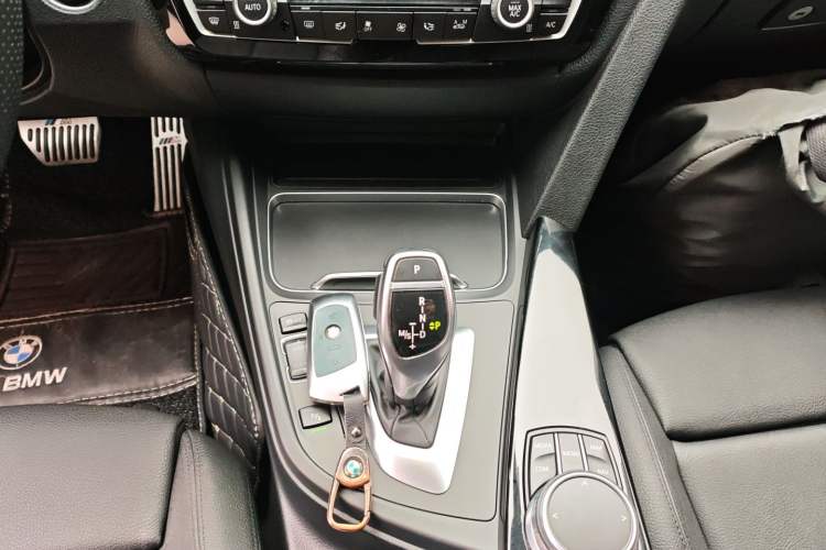 Used BMW 3 Series 2018 320Li Leading Model M Sport Package Gear Lever