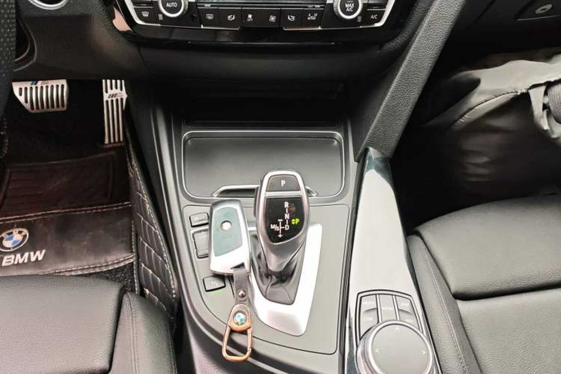 Used BMW 3 Series 2018 320Li Leading Model M Sport Package Gear Lever