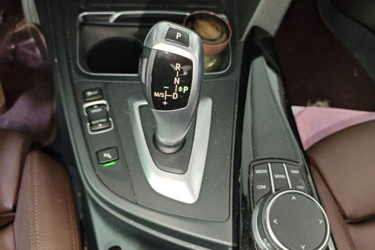 Used BMW 3 Series 2018 320Li Fashion Model Gear Lever