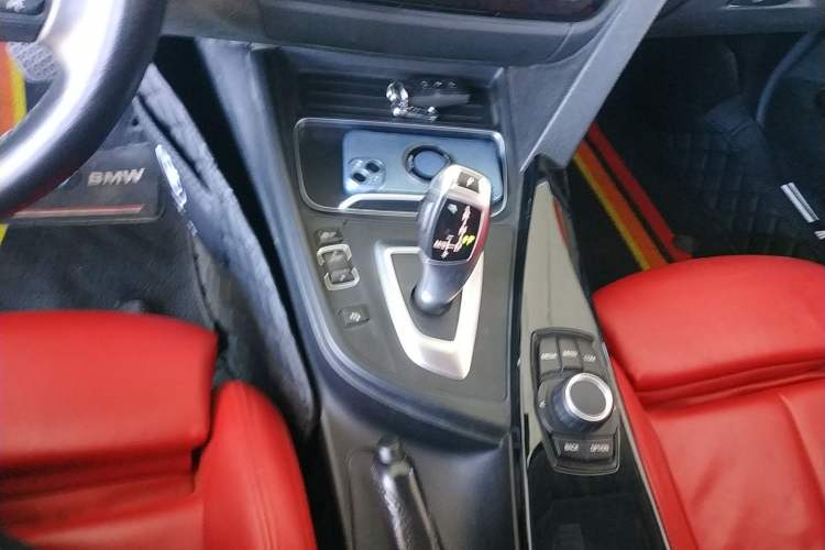 Used BMW 3 Series 2018 318Li Gear Lever