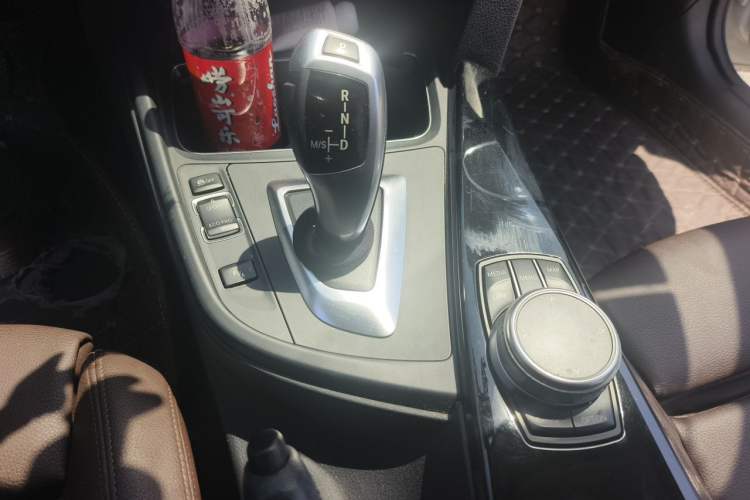 Used BMW 3 Series 2018 320Li Fashion Model Gear Lever