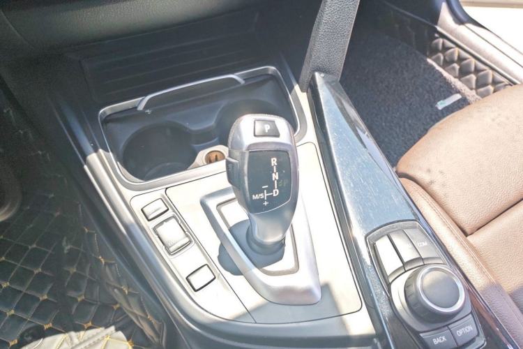 Used BMW 3 Series 2018 320Li Fashion Model Gear Lever