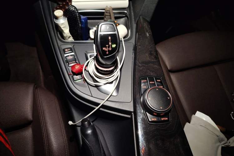Used BMW 3 Series 2018 320Li M Sport Night Edition Gear Lever